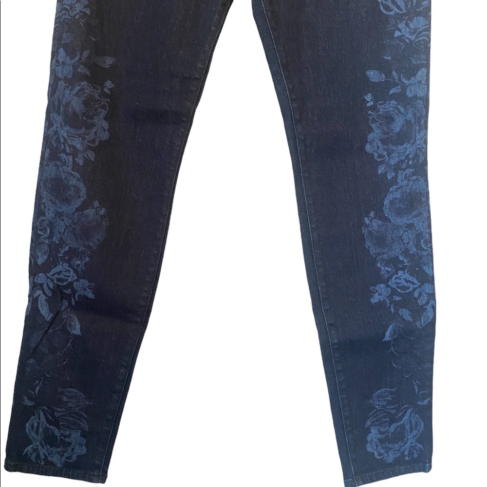 J Brand Super Skinny Mid-Rise Jeans - Picture 5 of 13